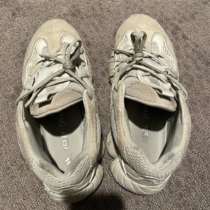 Yeezy 500 shoes
